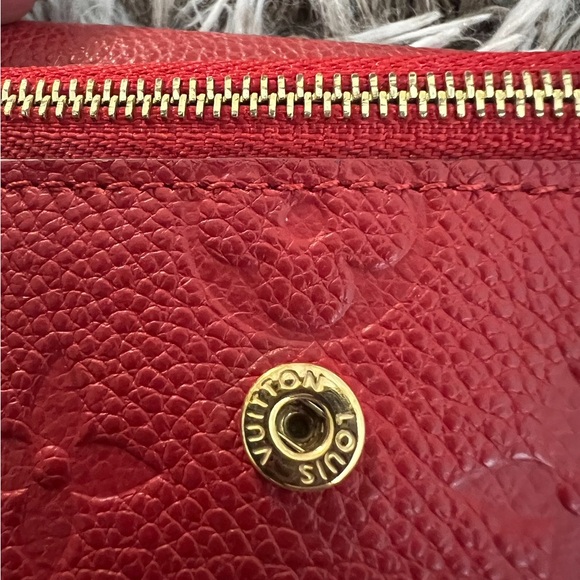 LV trifold leather wallet - Picture 2 of 8